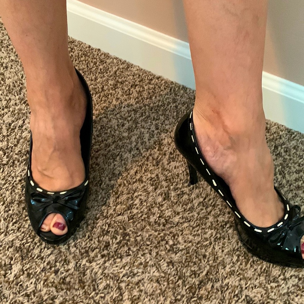 Size 8 wide new high heels platform shoes